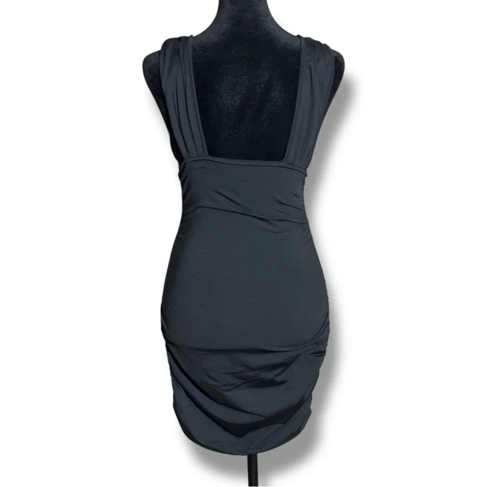 Unbranded Stretchy and Rouched on Sides Stylish Black V-Neck Bodycon Dress